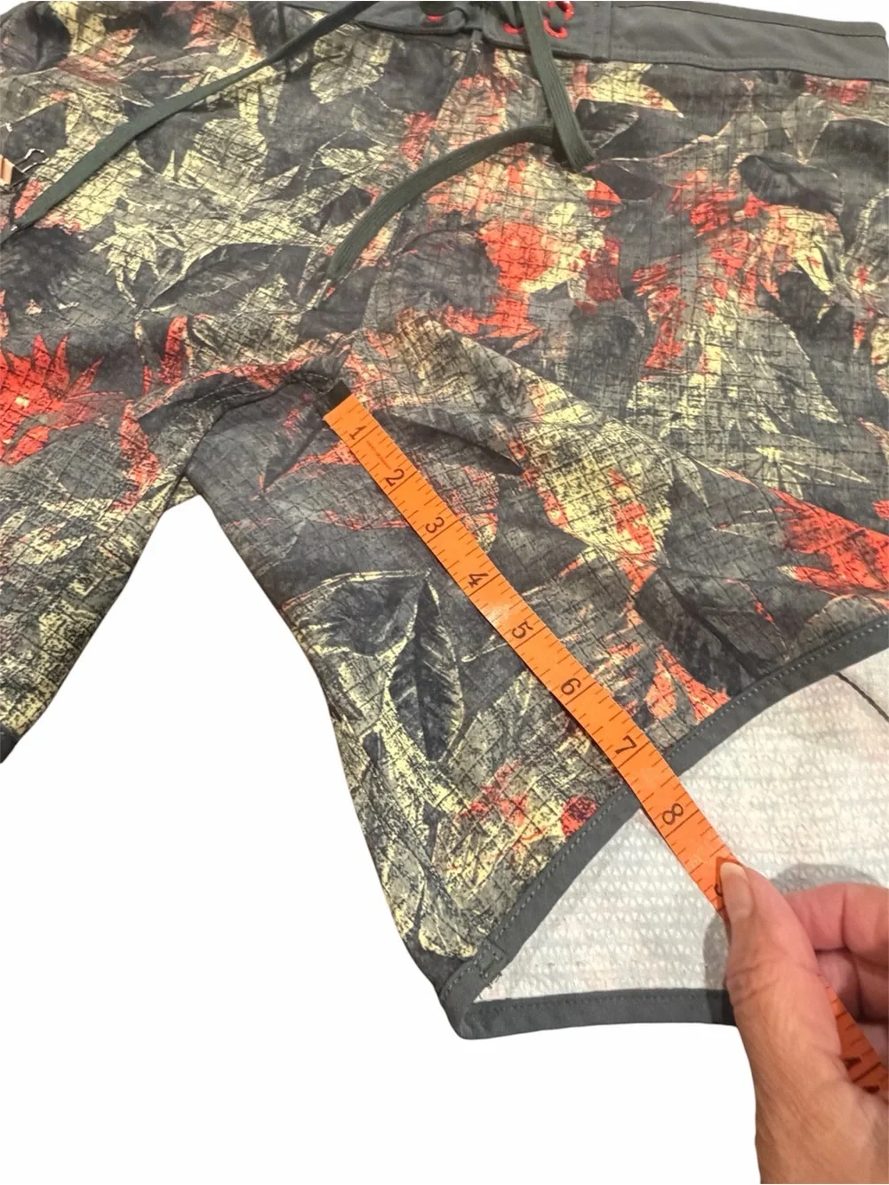 The North Face Whitecap Boardshorts - Spruce Green Pineapple Print - 32